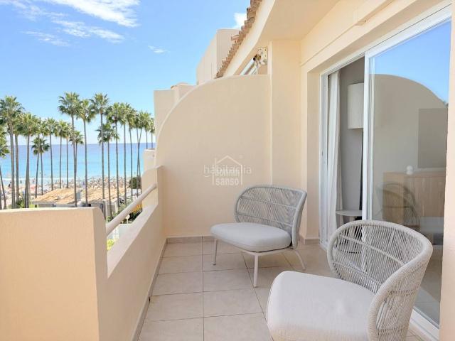 Apartamento en venta en Baleares Sant Llorenç des Cardassar. Ático en primera línea de mar con vistas panorámicas, Sa Coma, Mallorca. Apartamentos Sant Llorenç des.