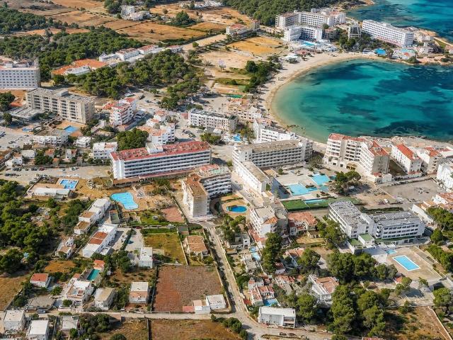 Apartamento en venta en Baleares Santa Eulària, Sant Carles. Apartamentos Santa.