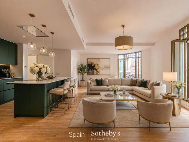 Apartamento en venta en Barcelona, Gòtic. Encantador piso en Ciutat Vella, Barcelona. Apartamentos.