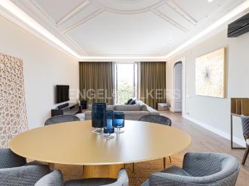 Piso en venta en Barcelona, Gòtic. Espectacular reforma de lujo frente al Port Maritim. Pisos.