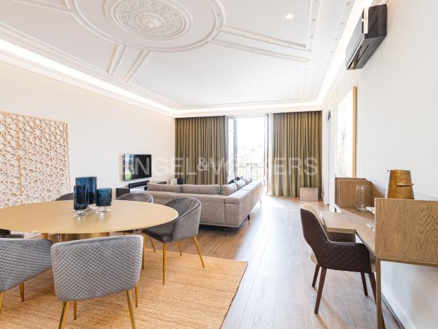 Piso en venta en Barcelona, Gòtic. Espectacular reforma de lujo frente al Port Maritim. Pisos.