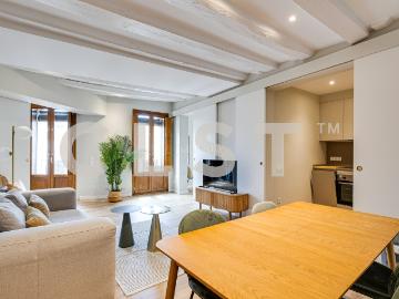 Apartamento en venta en Barcelona, Gòtic. Exclusivo apartamento completamente reformado. Apartamentos.