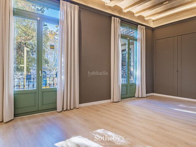 Apartamento en venta en Barcelona, Gòtic. Pieza única en Las Ramblas, en el histórico barrio Gótico de Barcelona. Apartamentos.