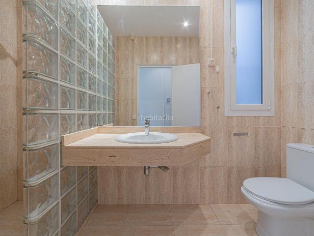 Apartamento en venta en Barcelona, Guinardó. Metro Camp de lArpa. Apartamentos.