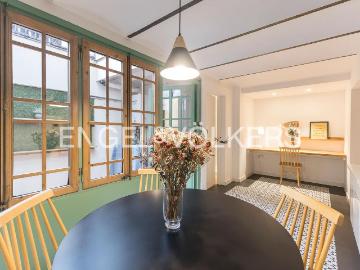Piso en venta en Barcelona, L´Antiga Esquerra de l´Eixample. Encantador apartamento reformado en finca regia junto a Enric Granados. Pisos.