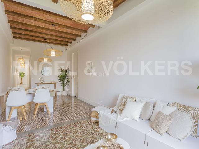 Piso en venta en Barcelona, La Nova Esquerra de l´Eixample. Fabuloso piso reformado de 3 habitaciones en Diputació, Eixample. Pisos.