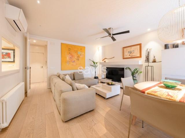 Apartamento en venta en Barcelona, La Salut. Piso reformado en Gracia Nova. Apartamentos.