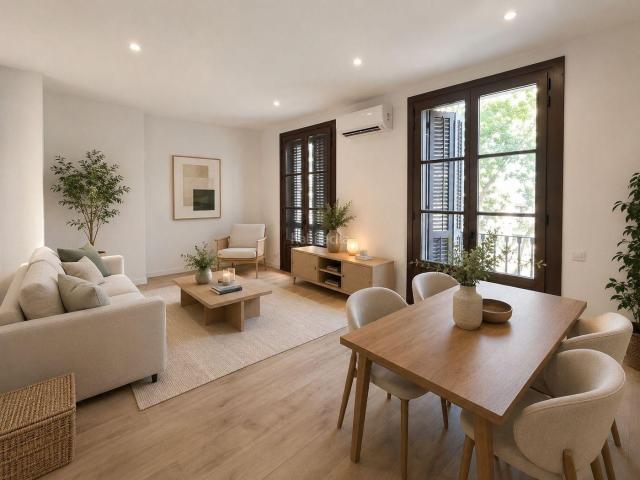 Apartamento en venta en Barcelona, Sant Antoni. Apartamentos.