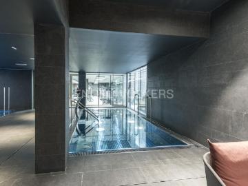 Piso en venta en Barcelona, Sarrià. Precioso piso en One Pedralbes con piscina interior, exterior y Gym. Pisos.