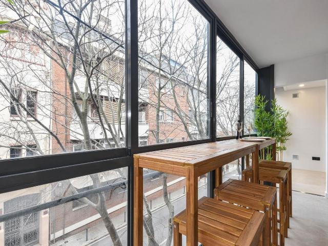 Apartamento en venta en Barcelona, Vallvidrera Tibidabo Les Planes. Vivienda reformada de alta calidad con balcón en SarriàSant Gervasi. Apartamentos.