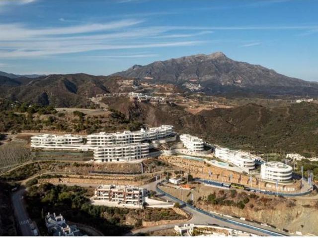 Apartamento en Venta en Benahavís, Málaga