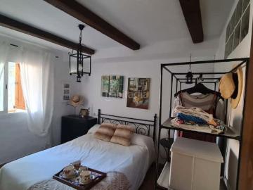 Apartamento en venta en Benaocaz. Apartamento en planta baja con terraza y chimenea en Benaocaz. Apartamentos.