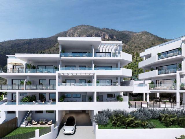 Apartamento en venta en Benalmádena, Málaga Costa del Sol