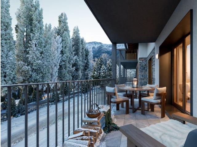 Apartamento en venta en Benasque. APARTAMENTO 3 HABITACIONES Y TERRAZA en BENASQUE. Apartamentos.