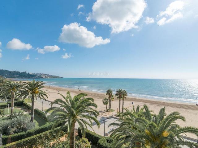 Apartamento en venta en Benicasim Benicàssim, Torreón La Almadraba. Apartamento frontal en el Paseo Marítimo del Torreón Benicasim. Apartamentos Benicasim.