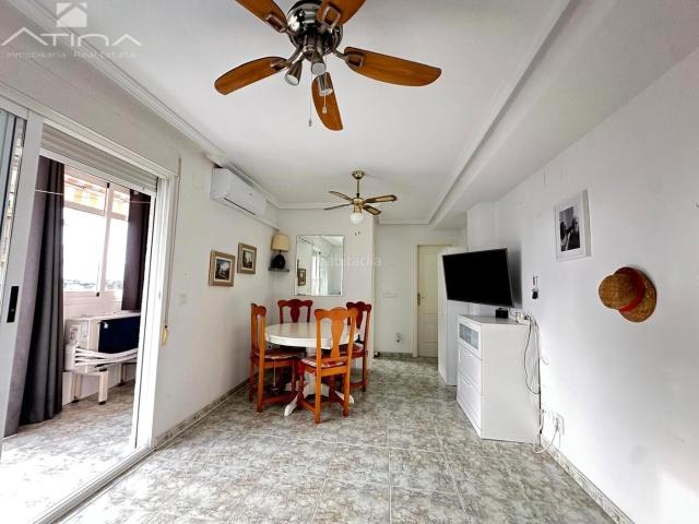Apartamento en venta en Bellreguard. Apartamento situado en la playa de Bellreguard, a tan sólo 200 metros del mar. Apartamentos.