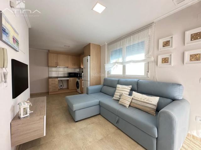 Apartamento en venta en Bellreguard. Apartamento situado en la playa de Bellreguard, a tan solo 400 metros del mar. Apartamentos.