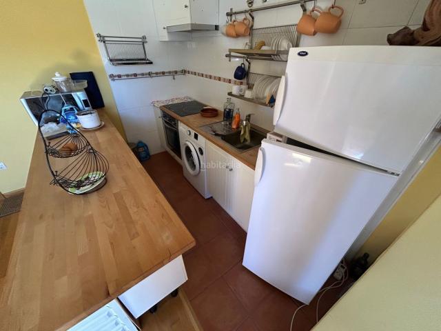 Apartamento en venta en Bernuy de Porreros. Estupendo piso con ascensor en la zona de aparcamiento exterior. Apartamentos Bernuy de.
