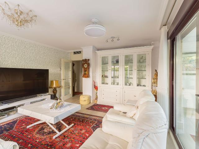 Planta baja en venta en Boadilla del Monte, Viñas Viejas. Magnífico bajodúplex con jardín en Boadilla del Monte. Plantas bajas Boadilla del.