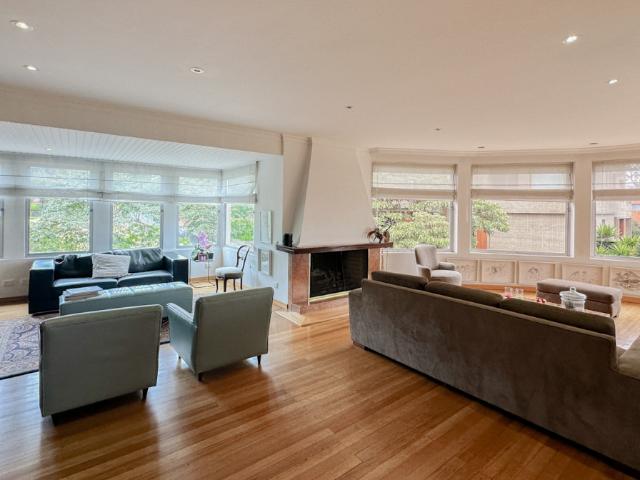 Apartamento En Venta En Bogota En Los Rosales V388689
