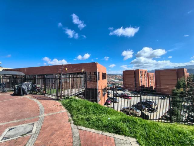 Apartamento En Venta En Bogota En La Esperanza V396539