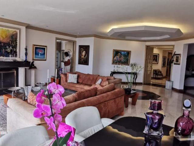 Apartamento En Venta En Bogota En Santa Barbara Oriental Usaquen V156565