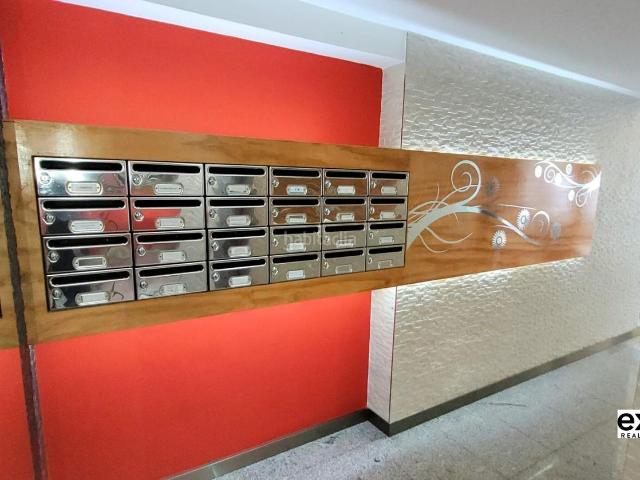 Apartamento en venta en Burela. Piso con vistas al mar, garaje y trastero en Rosalía de Castro Burela, Lugo VPO. Apartamentos.
