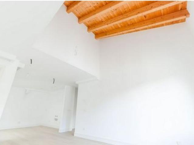 apartamento en Venta en Burgos. QTOT T962