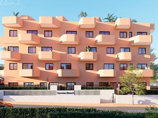 Apartamento en venta en Campello el, Playa Muchavista. Ático con 3 dormitorios y solárium a menos de 200 m de la playa en El Campello. Apartamentos Campello.
