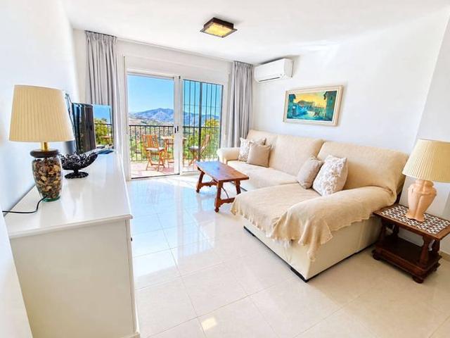 Apartamento en venta en Canillas de Aceituno, Málaga