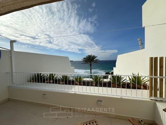 Apartamento en venta en Cala Tarida, Ibiza