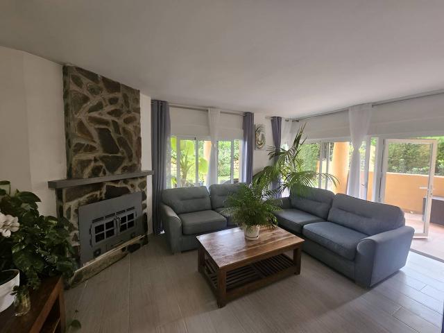 Apartamento en Venta en Calahonda