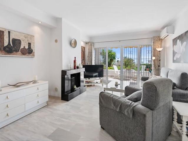 Apartamento en venta en Calahonda, Málaga Costa del Sol