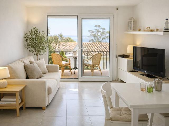 Apartamento en venta en Calella de Palafrugell Costa Brava. Apartamentos Calella de.