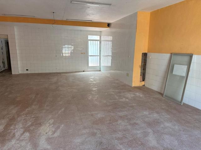 Planta baja en venta en Cartagena, Los Urrutias. Fantástico local comercialvivienda en segunda línea en Los Urrutias, Cartagena. Plantas bajas.