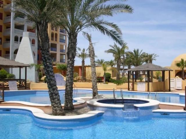 Apartamento en venta en Cartagena, Playa Honda Playa Paraíso. En el corazón de Playa Honda, una de las zonas más privilegiadas de la Costa Cálida, se encuentra este elegante apartamento comple.