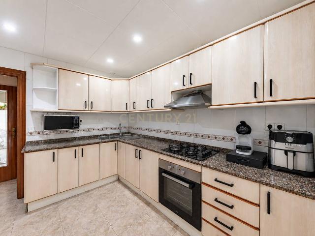 Apartamento en Venta en Castell Poble Vell
