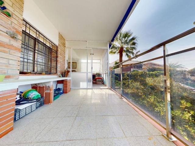 Apartamento en venta en Castelldefels, El Poal. Apartamentos.