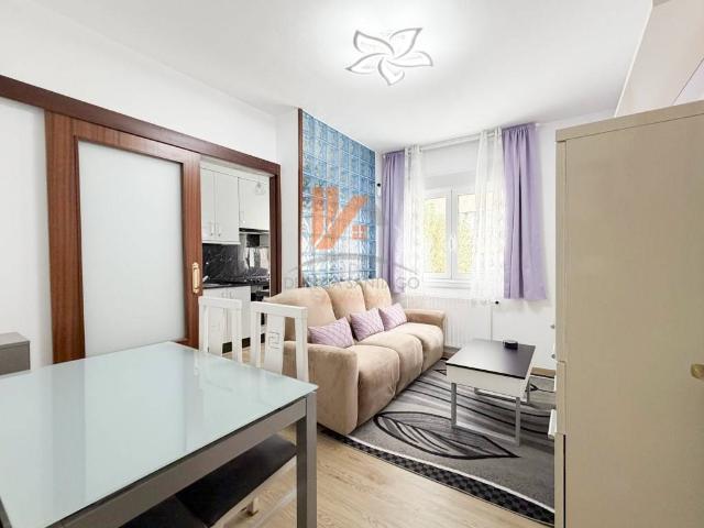 Apartamento en Venta en Castiñeiriño Cruceiro de Sar