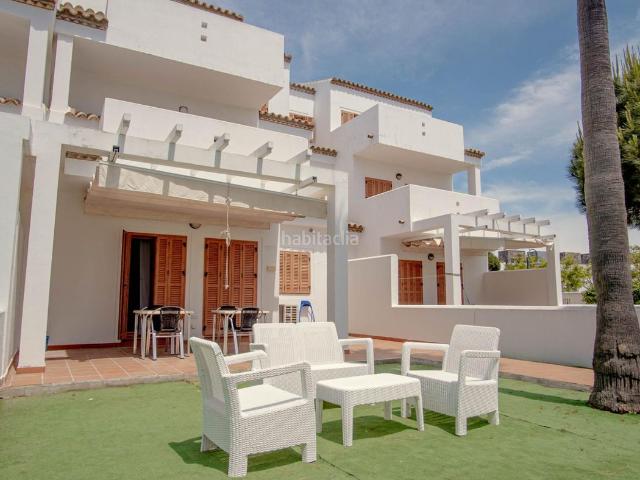 Apartamento en venta en Chiclana de la Frontera, La Barrosa. Bajo en urbanización Carrajolilla con piscina y pista de padel. Apartamentos Chiclana de la.
