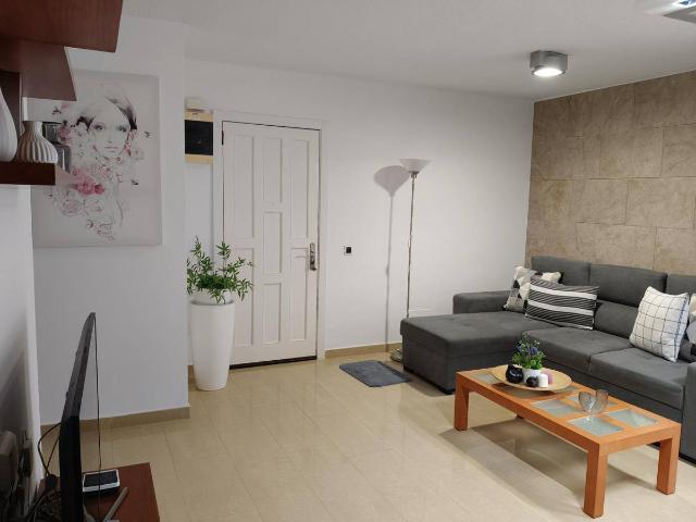 Apartamento en Venta en Chimisay Las Delicias Miramar