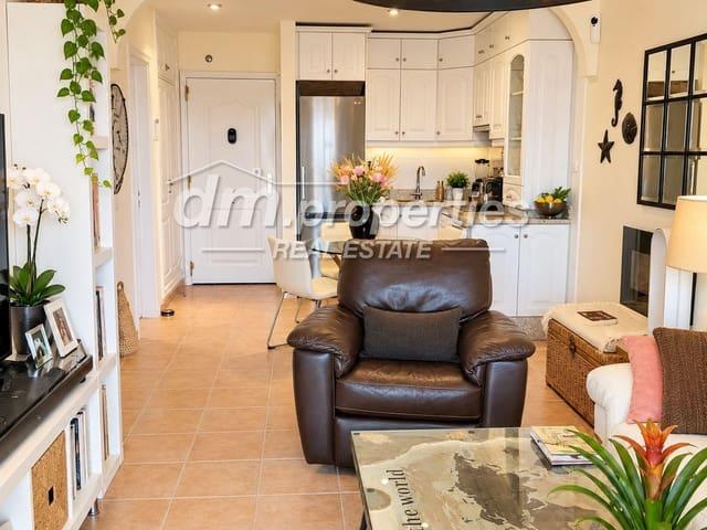 Apartamento en venta en Costa del Silencio, Tenerife