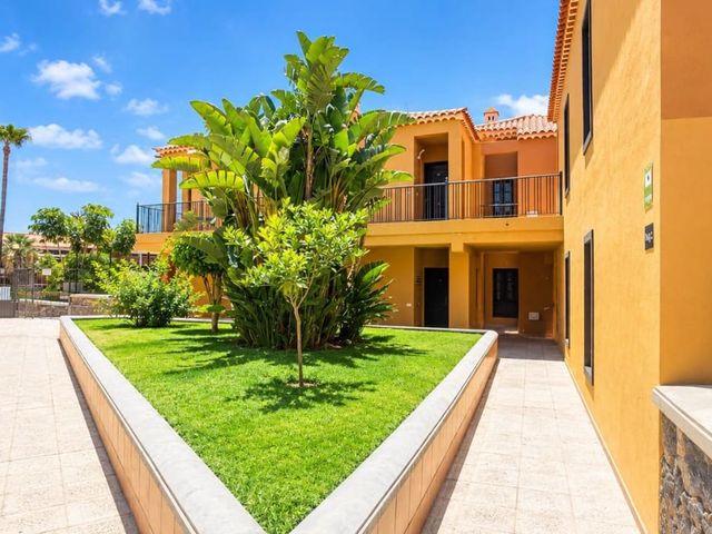 Apartamento en venta en Costa del Silencio, Tenerife