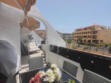 Apartamento en venta en Costa del Silencio, Tenerife