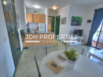Apartamento en venta en Costa del Silencio, Tenerife