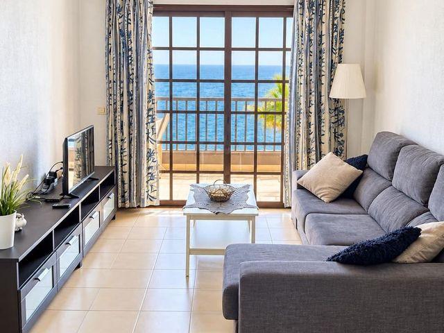 Apartamento en venta en Costa del Silencio, Tenerife