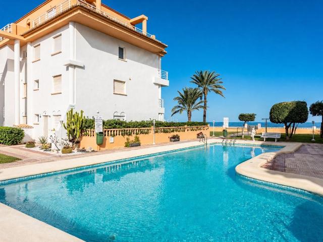 Apartamento en venta en Dénia, El Palmar Los Molinos. APARTAMENTO PRIMERA LINEA DE PLAYA. Apartamentos.