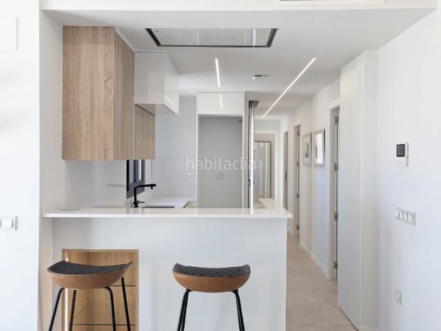 Apartamento en venta en Dénia, L'Almadrava L'Estanyó. APARTAMENTOS O AacuteTICOS DE 2 O 3 DORMITORIOS EN PRIMERA LIacuteNEA DE PLAYA EN DENIA, COSTA BLANCA Esta hermosa promocioacuten. Apartamentos.