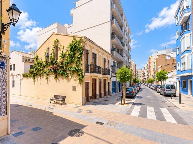 Apartamento en Venta en El Cabanyal El Canyamelar