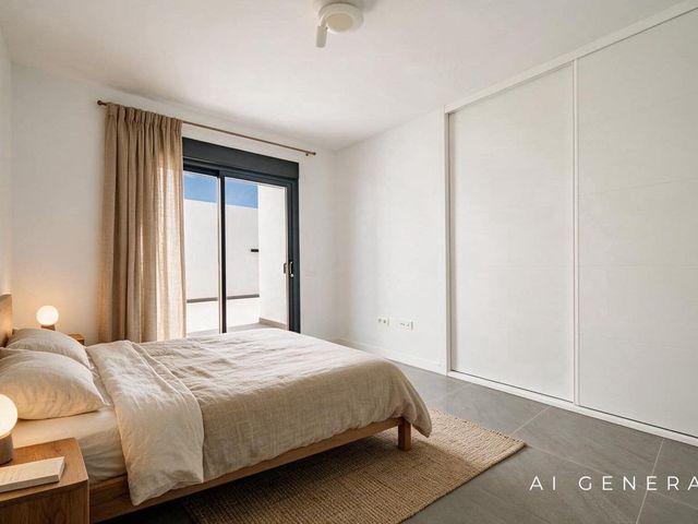 Apartamento en venta en El Chaparral, Málaga Costa del Sol